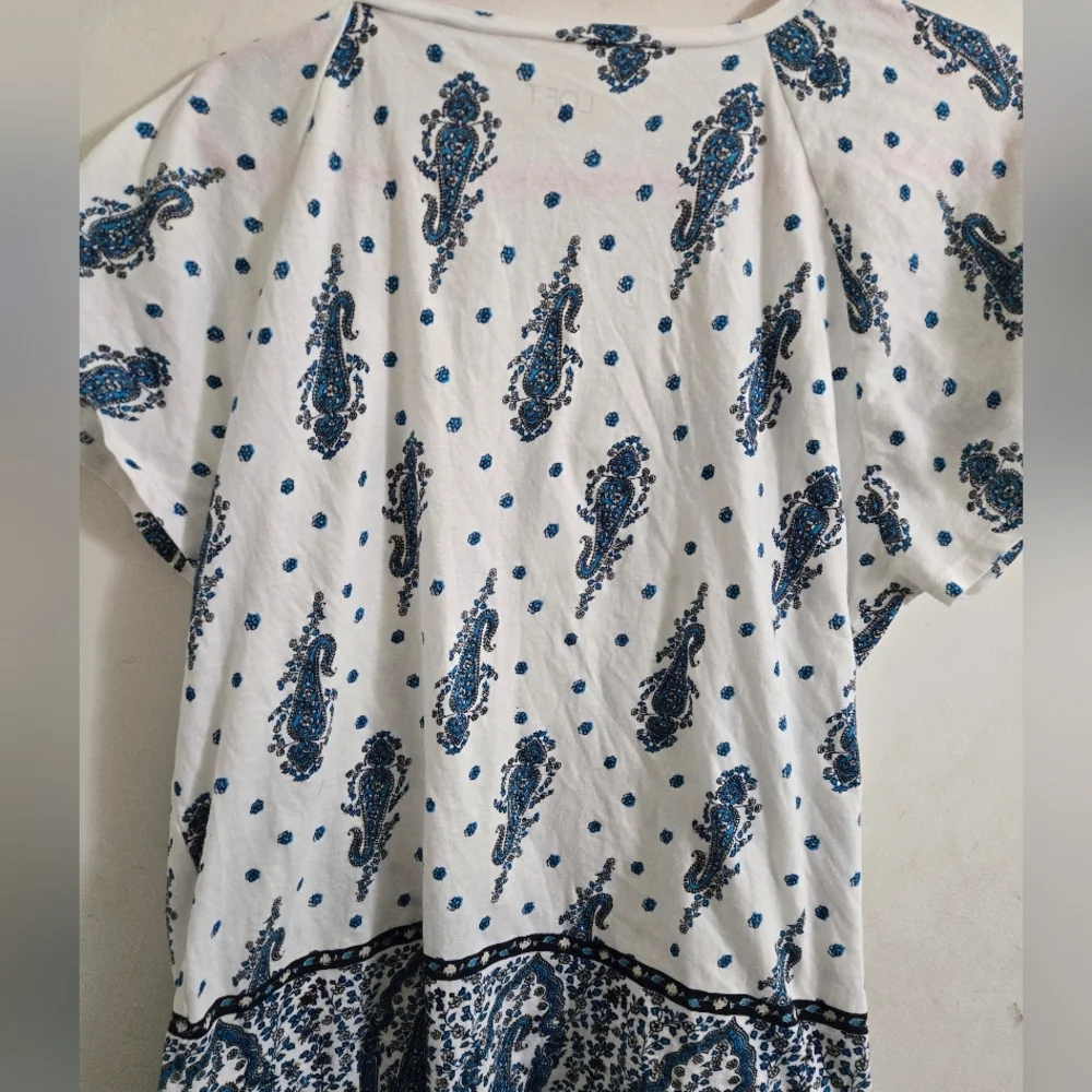 Loft Outlet Loose Top. - Picture 2 of 6
